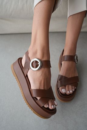 صندل قهوه ای زنانه پاشنه تخت selinshoes - کد 905653906