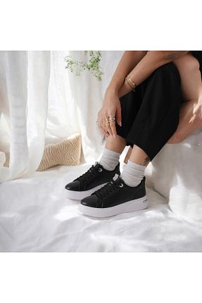 کفش اسنیکر مشکی زنانه بند دار Jarrox - کد 905749043