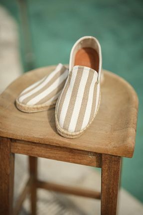 کفش کلاسیک بژ مردانه پاشنه کوتاه (1 - 4 سانتی متر) OUTFİT MAN - کد 773580208