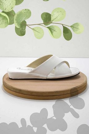 دمپائی خانگی سفید زنانه پاشنه کوتاه (1 - 4 سانتی متر) Bambi - کد 906246255
