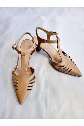 کفش پاشنه بلند کلاسیک بژ زنانه چرم Venardi - کد 906523834