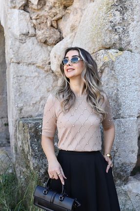 بلوز قهوه ای زنانه رگولار bytugcekaya - کد 906574098