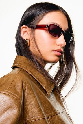 عینک آفتابی زرشکی زنانه 55 Bershka - کد 904475597