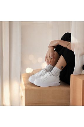 کفش اسنیکر سفید زنانه بند دار Jarrox - کد 883223029