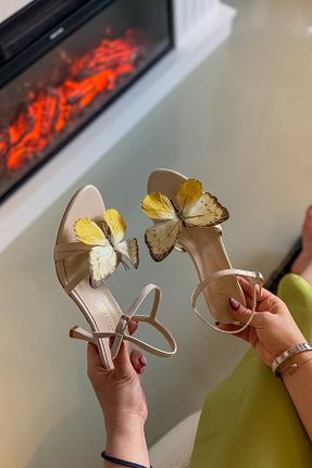 کفش پاشنه بلند کلاسیک بژ زنانه چرم مصنوعی SHOEBELLAS - کد 905732826