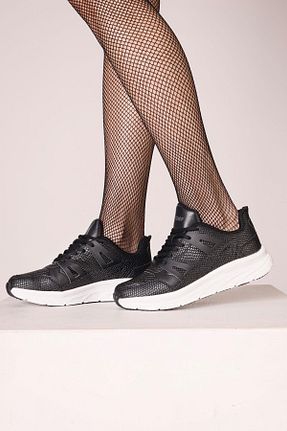 کفش اسنیکر مشکی زنانه بند دار Jump - کد 378753163