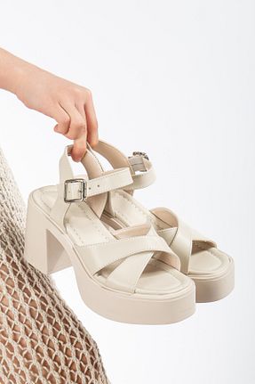 صندل رنگی زنانه پاشنه پر Akçetin Moda - کد 917644029