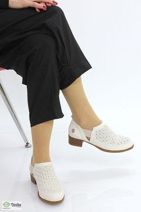 کفش کلاسیک بژ زنانه چرم خالص Mammamia - کد 921156772