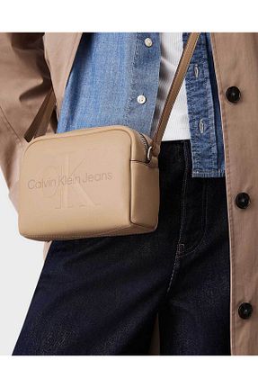 کیف دوشی طوسی زنانه Calvin Klein - کد 883490075