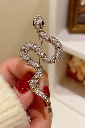 سنجاق سینه طوسی فلزی Takıştır - کد 921551213