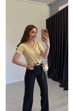 بلوز بژ زنانه رگولار elif teke - کد 920893743