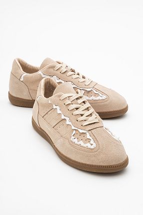 کفش اسنیکر بژ زنانه چرم اصل luvishoes - کد 921527022