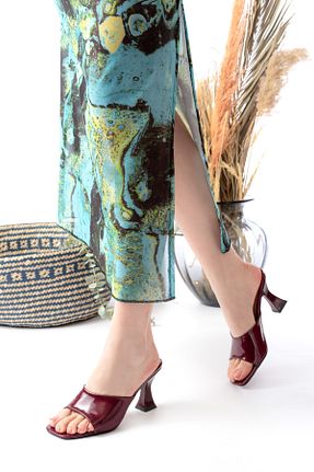 دمپائی زرشکی زنانه چرم لاکی GİYSONE - کد 921577832