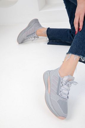 کفش اسنیکر صورتی زنانه بند دار SOHO - کد 910370983