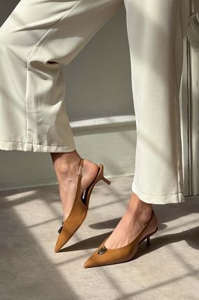 کفش پاشنه بلند کلاسیک قهوه ای زنانه چرم مصنوعی NİŞANTAŞI SHOES - کد 919979435