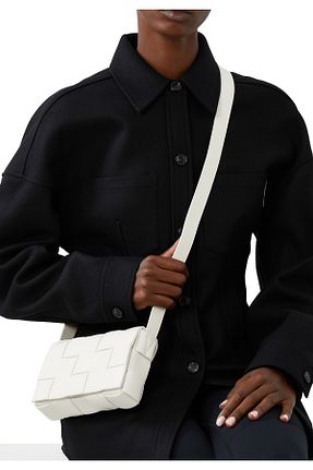 کیف مجلسی سفید زنانه Bottega Veneta - کد 922221565