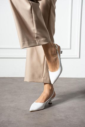 کفش پاشنه بلند کلاسیک سفید زنانه چرم لاکی ShoeTek - کد 922777076