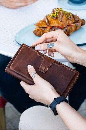 کیف پول قهوه ای زنانه ابعاد بزرگ KRATOS - کد 878915652