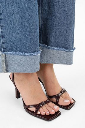 کفش پاشنه بلند کلاسیک زرشکی زنانه چرم مصنوعی Shoeberry - کد 922812369