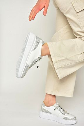کفش اسنیکر سفید زنانه چرم اصل Fox Shoes - کد 923370535
