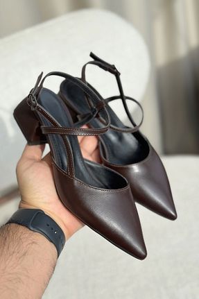 کفش پاشنه بلند کلاسیک قهوه ای زنانه چرم GOFFSHOES - کد 922287285