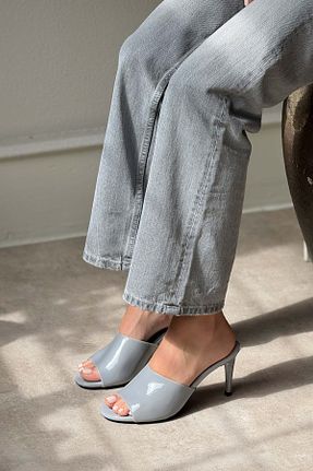 دمپائی طوسی زنانه پاشنه نازک NİŞANTAŞI SHOES - کد 922374606