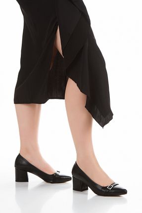 کفش پاشنه بلند کلاسیک مشکی زنانه چرم UYEGE - کد 905861444