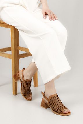 صندل قهوه ای زنانه پاشنه ضخیم GÖNDERİ(R) - کد 692390622