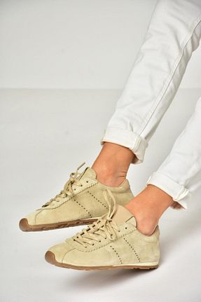 کفش اسنیکر بژ زنانه بند دار Fox Shoes - کد 924637790