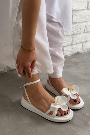صندل سفید زنانه پاشنه تخت Yula Fashion Shoes - کد 926464548