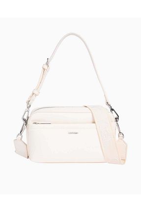 کیف دوشی سفید زنانه چرم مصنوعی Calvin Klein - کد 925789461