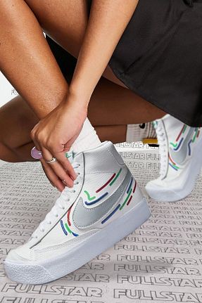 کفش اسنیکر سفید زنانه بند دار Nike - کد 765459677