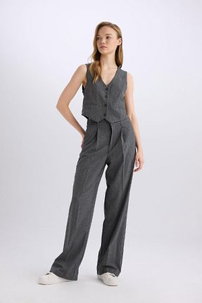 شلوار پارچه ای طوسی زنانه فاق نرمال Defacto - کد 855829413