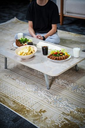 میز آشپزخانه صورتی چوب Zevahir Mobilya Dekorasyon - کد 926726937