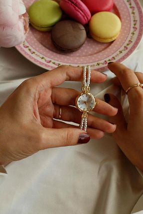 ساعت مچی طلائی زنانه فلزی KOMBİNOLOJİ - کد 850671563