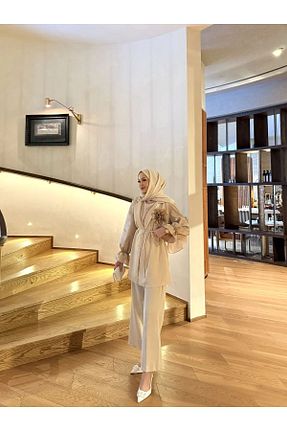 ست بالاتنه و پائین تنه بژ زنانه Melike Tatar - کد 929342292