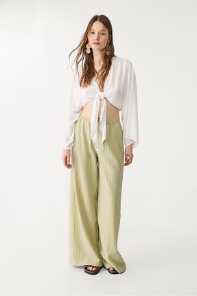 بلوز سفید زنانه ساده Stradivarius - کد 929473755