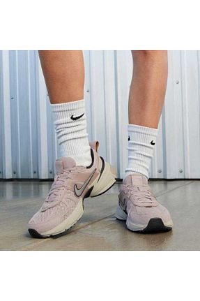 کفش اسنیکر طلائی زنانه بند دار Nike - کد 893873734