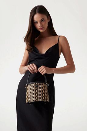 کیف دوشی مشکی زنانه چرم مصنوعی Guess - کد 920672072