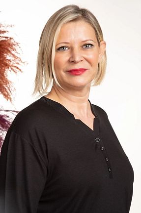 بلوز مشکی زنانه ساده ModaSümeyra - کد 727172186