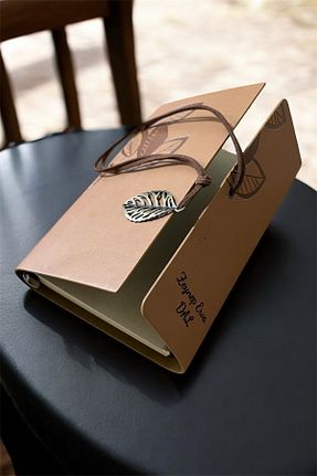 دفتر قهوه ای چرم وگان Zeysel store - کد 928398577