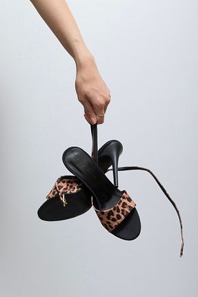 کفش استایلیتو مشکی پاشنه نازک wolk shoes - کد 929869262