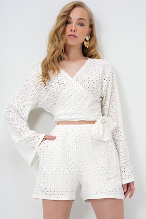ست بالاتنه و پائین تنه سفید زنانه بافتنی Trend Alaçatı Stili - کد 930942511