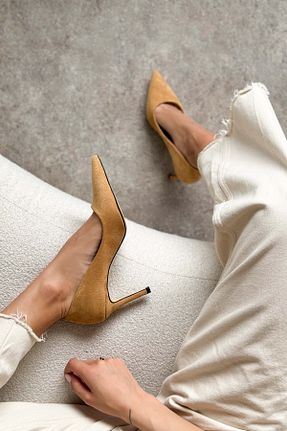 کفش استایلیتو بژ پاشنه نازک NİŞANTAŞI SHOES - کد 929693124