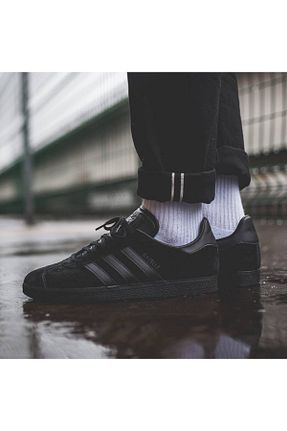 کفش اسنیکر مشکی زنانه بند دار adidas - کد 801874998