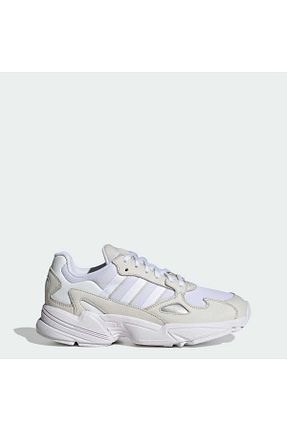 کفش اسنیکر سفید زنانه بند دار adidas - کد 790050326