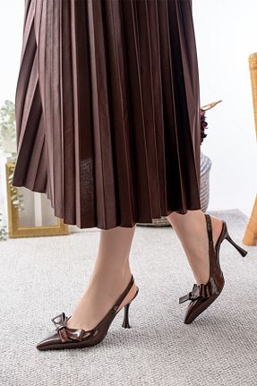 کفش پاشنه بلند کلاسیک قهوه ای زنانه چرم Egepass - کد 931144995