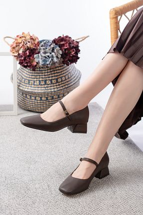 کفش پاشنه بلند کلاسیک قهوه ای زنانه چرم مصنوعی FRZZ - کد 864187376