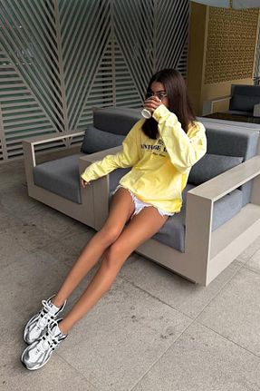 تیشرت زرد زنانه رگولار Madmext - کد 933297668