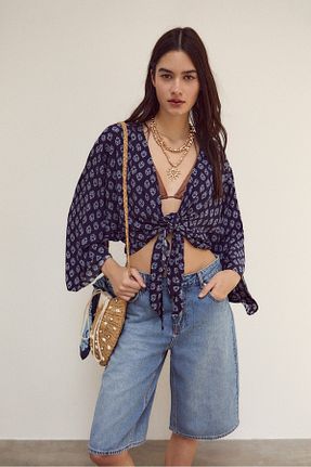 بلوز آبی زنانه طرح دار Stradivarius - کد 929473966